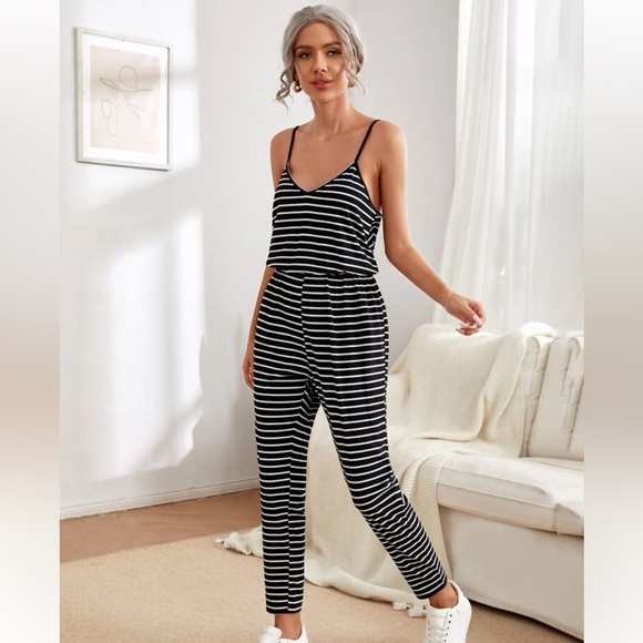 Striped print cami jumpsuit - Picture 2 of 3